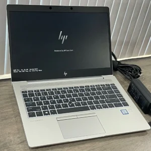 Laptop R752LJ 17,3''  5200U 4GB 1TB